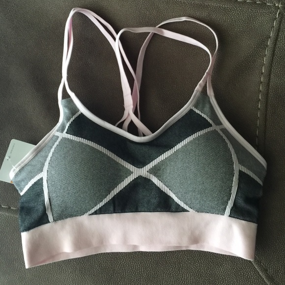 NWT! Sports bra