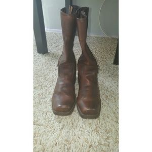FRYE Heath Boots