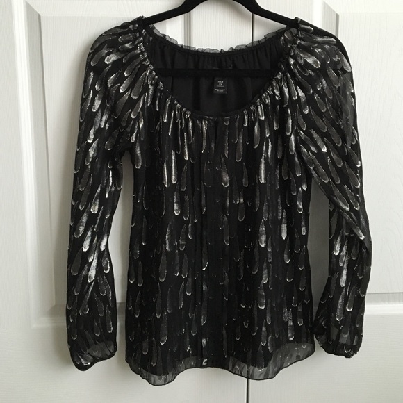 White House black market black and silver shirt