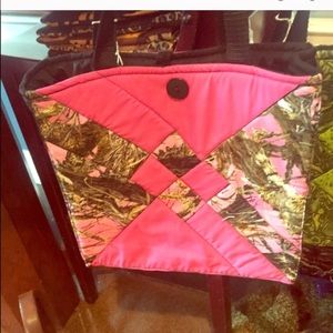 CUSTOM ORDERED QUILTED PURSE