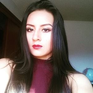 Meet your Posher, Daniela