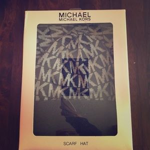Michael kors scarf and hat set! Brand new