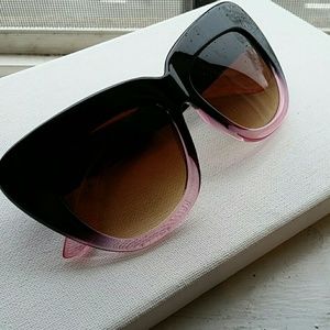 Black ombre chunky sunglasses.
