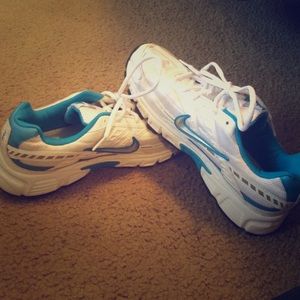 Nike Shoes women's size 9.5