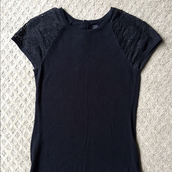 Banana Republic short sleeve sweater XS