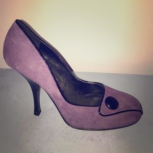 Suede purple pumps, by Steve Madden~