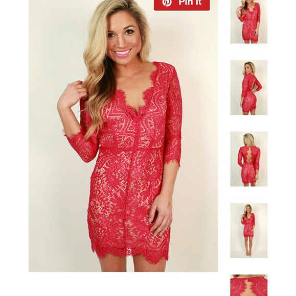 Lace dress - Picture 1 of 2