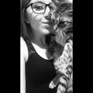 Meet your Posher, Katelyn