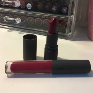 Bite mini lipstick and lipgloss in kip Royal