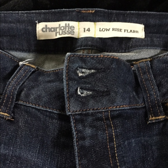 🌻WOMENS DISTRESSED JEANS 🌻 - Picture 4 of 4