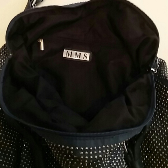 Purse - Picture 2 of 3