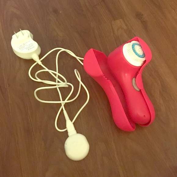 Clarisonic "Mia 2" Hot Pink w/ replacement brush