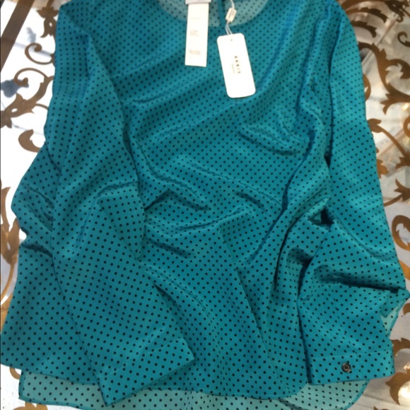 Luxurious silk Akris blouse