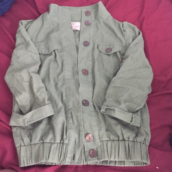 Army green jacket - Picture 1 of 1