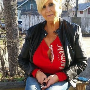 Meet your Posher, Toni