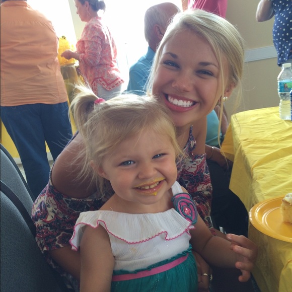 Meet your Posher, Meryl - Picture 3 of 4