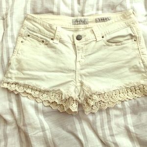 Daytrip lace bottom denim shorts!