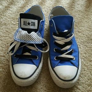 2 tongue Converse Chuck Taylors Allstar