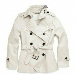 ??Coach Short Trench Coat