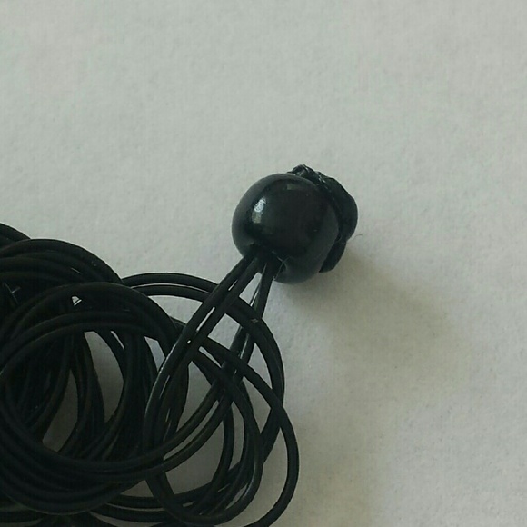 Beautiful Chocker - Picture 2 of 2