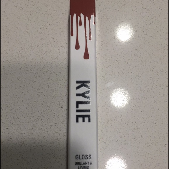 Kylie jenner lip gloss shade like brand new