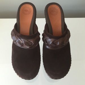 Nurture brand brown suede/leather clog size 7 1/2