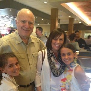 Meet your Posher, Linda