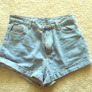 Cute mini high waisted shorts