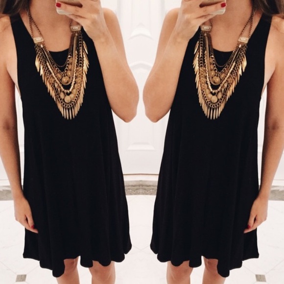 SOLD OUT ✖️ Lola Black Dress - Picture 4 of 4