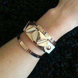 BCBgeneration white leather and gold bracelet