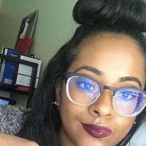 Meet your Posher, Maya