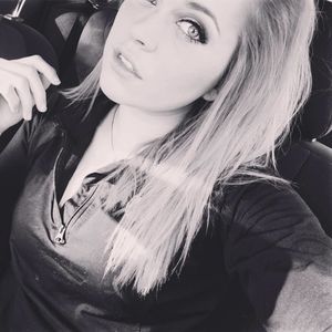 Meet your Posher, Ashlynn