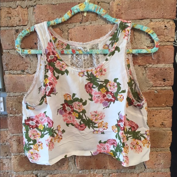 Free People Tops - Free People floral crop top