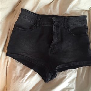 Black high waisted BDG shorts