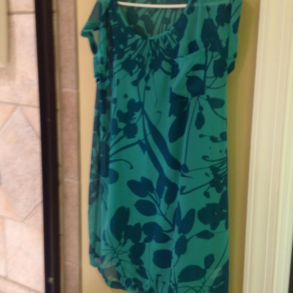 NWOT Old Navy Med Dress