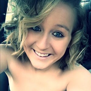 Meet your Posher, Kristin