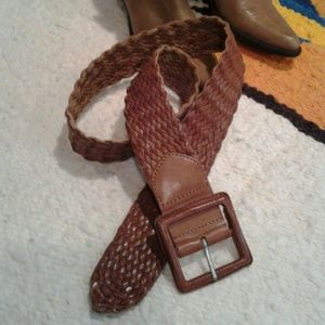 BR braided leather belt
