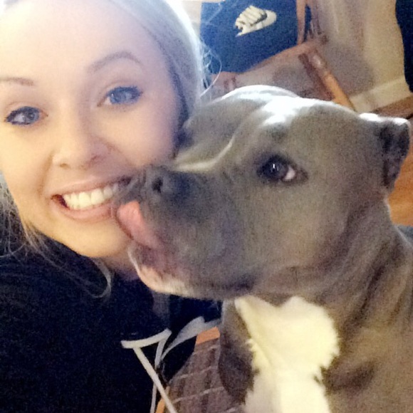 Meet your Posher, Jayci - Picture 1 of 1