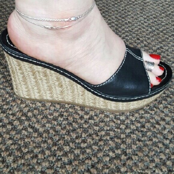 Flash Sale! Nine West Espadrille Wedges