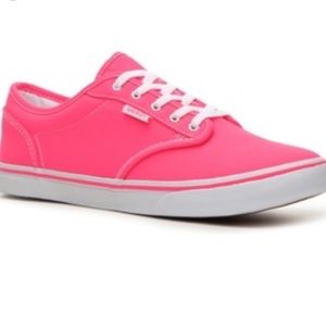 8.5 hot pink vans