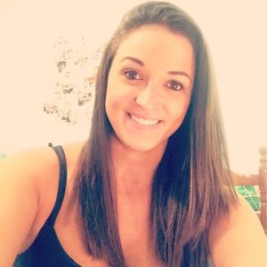 Meet your Posher, Melanie