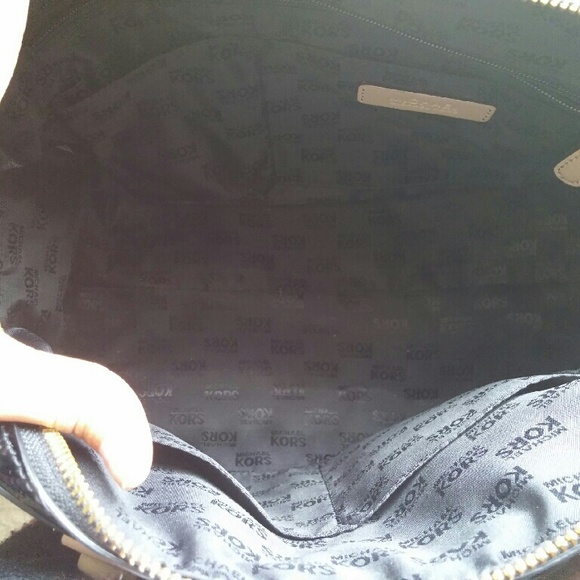 Patent leather MK bag - Picture 2 of 4