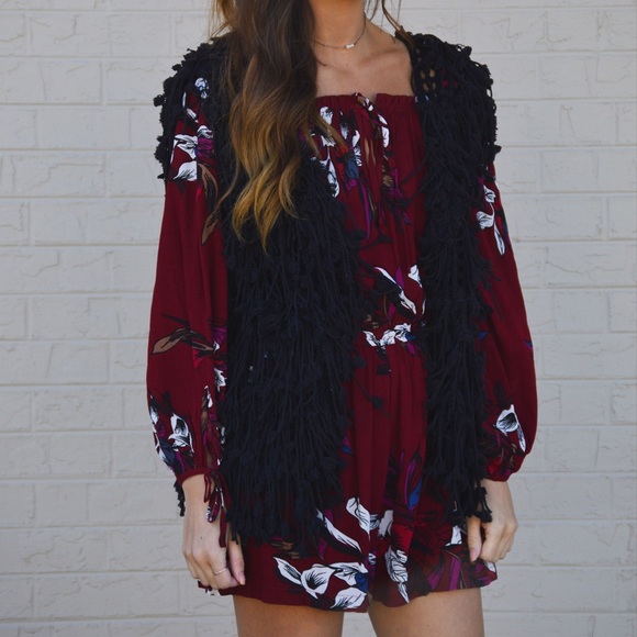 Boutique The Raven Black Fringed Vest - Picture 3 of 4