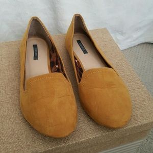 Yellow flats