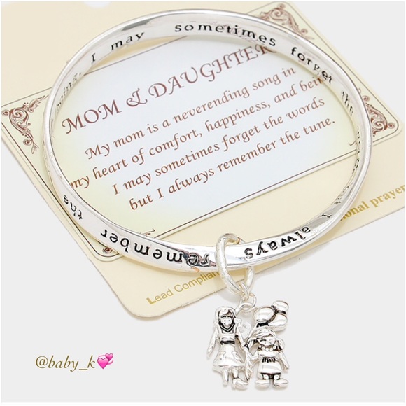 Boutique Jewelry - Mom & Daughter Charm Bracelet