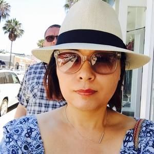 Meet your Posher, Mia