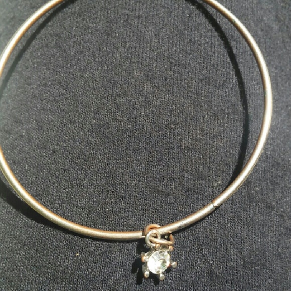 Simple bangle spacer bracelet