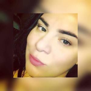 Meet your Posher, Fadia