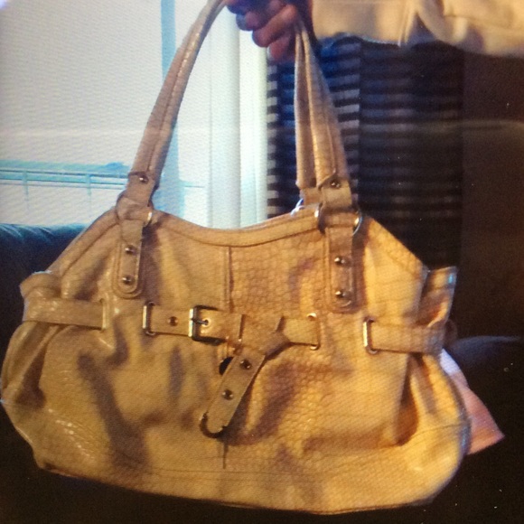 Purses - Picture 2 of 4