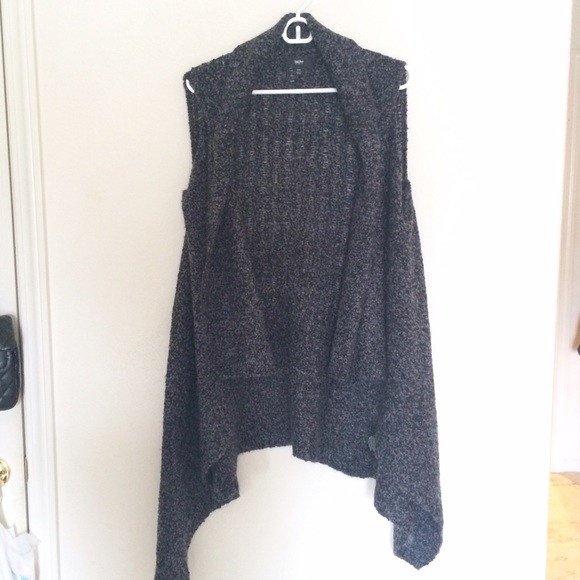 Oversized knit cardigan